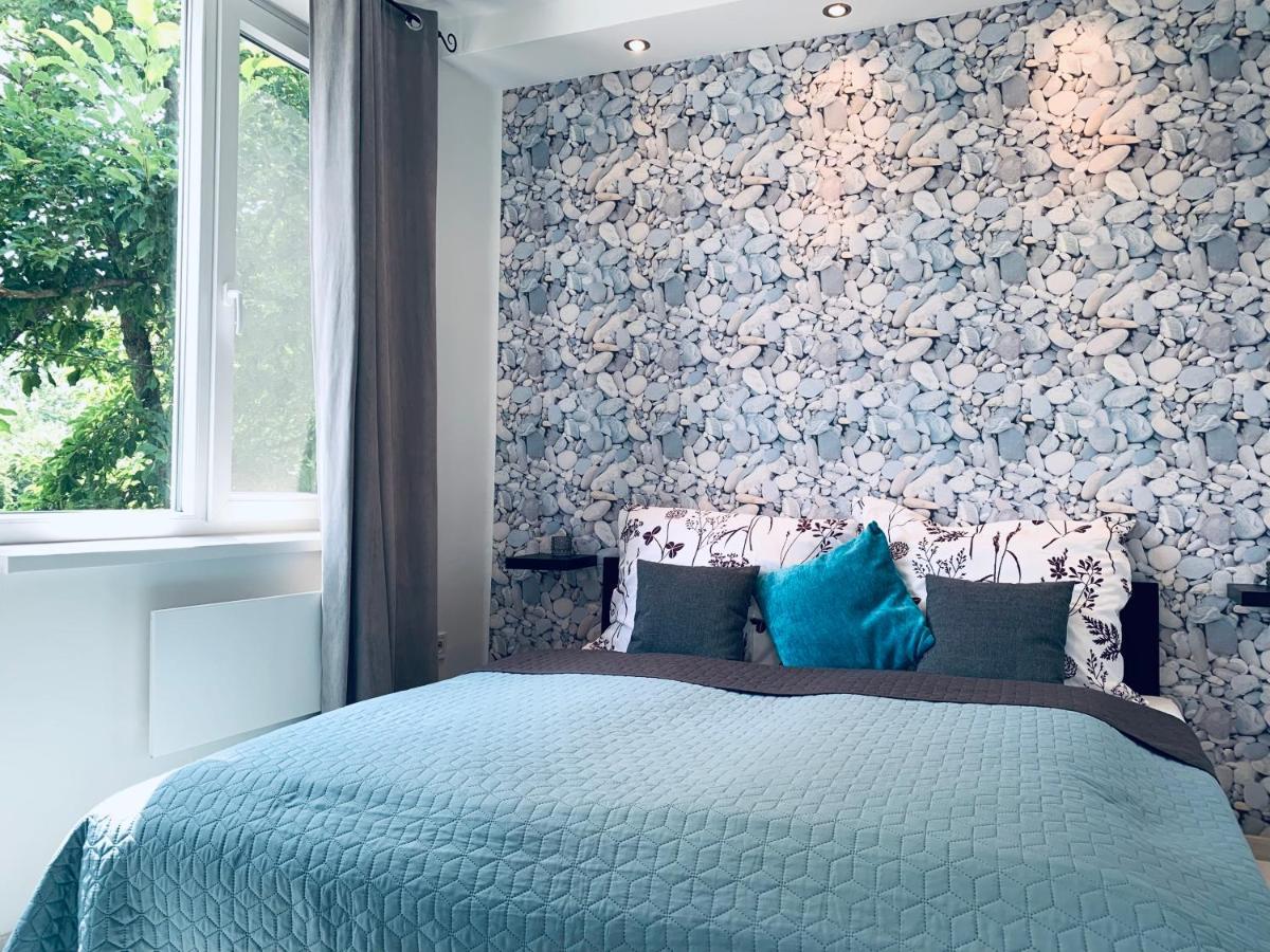 Cornflower Apartment ไฮจ์ดุสโซบอสโล ภายนอก รูปภาพ
