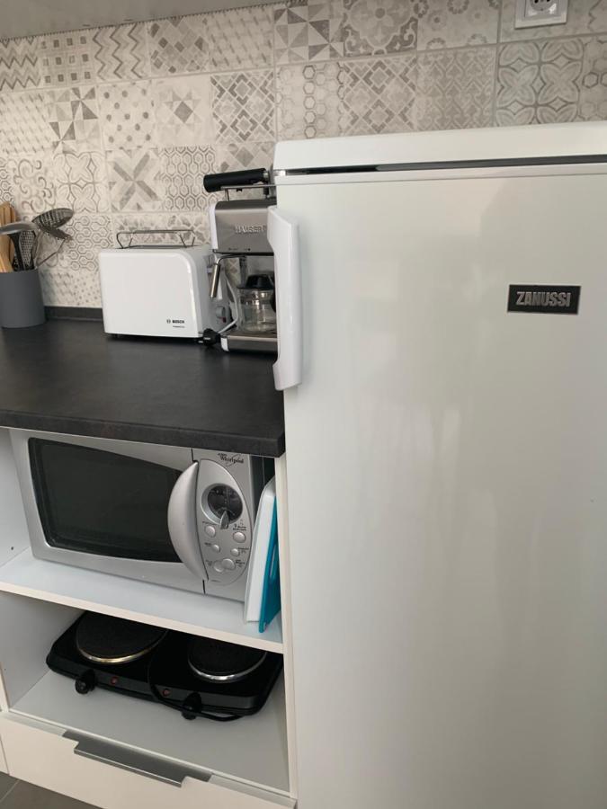 Cornflower Apartment ไฮจ์ดุสโซบอสโล ภายนอก รูปภาพ